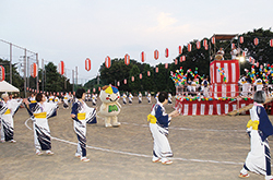立川地区で納涼踊り大会を開催