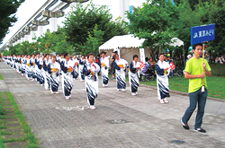 立川地区女性部が立川よいと祭りに協力参加